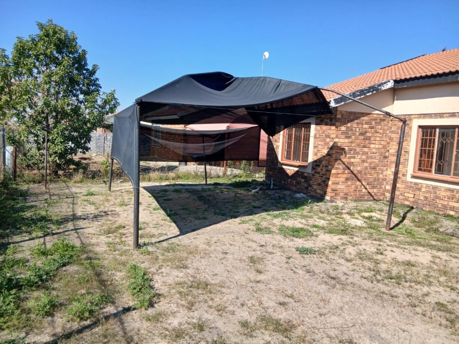 To Let 3 Bedroom Property for Rent in Seraleng North West